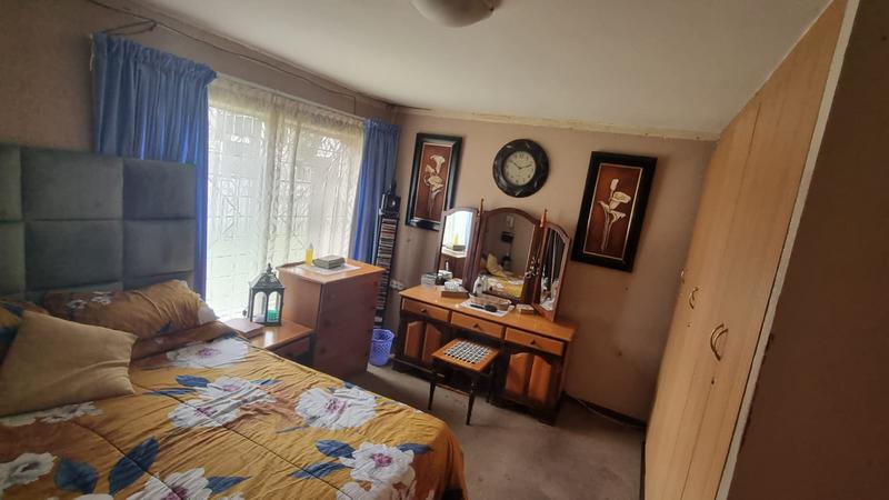 2 Bedroom Property for Sale in Vaalpark Free State